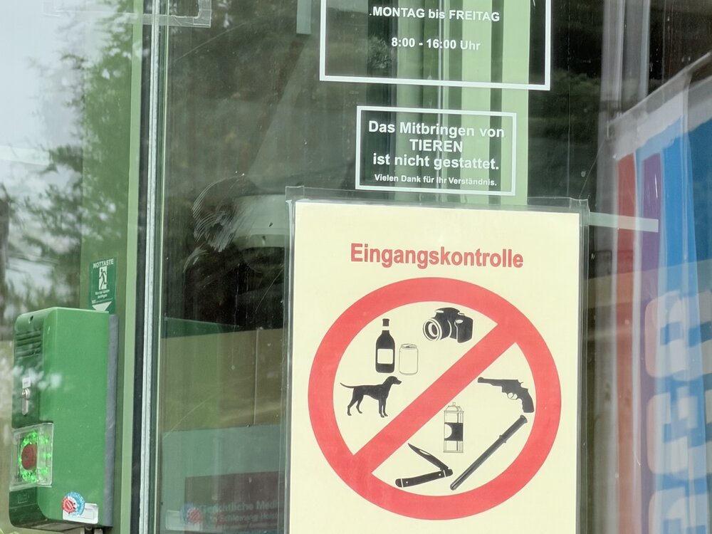 Hausordnung kann Foto-Ver&ouml;ffentlichung nicht verbieten