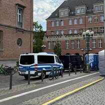 Rathausplatz Polizei